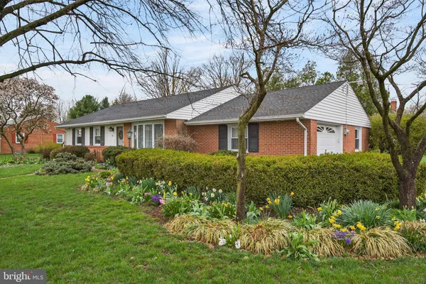 $375,000 | 21 Violet Avenue, Willow Street, PA 17584