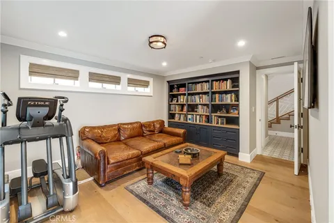 $3,249,000 | 715 2nd Street, Hermosa Beach, CA 90254