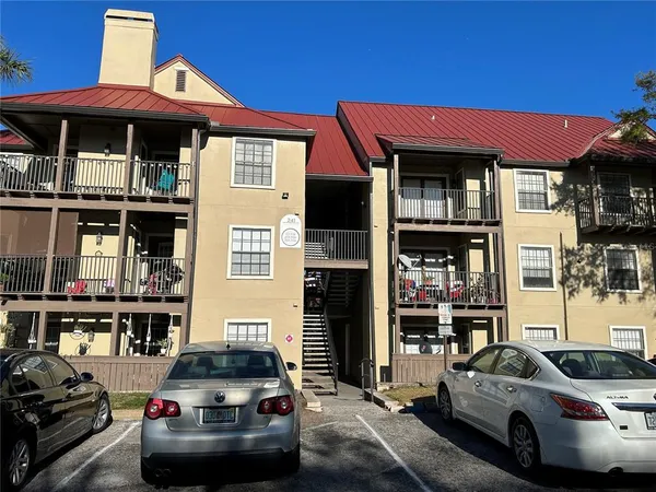 $89,900 | 241 Afton Square, Unit 304, Altamonte Springs, FL 32714