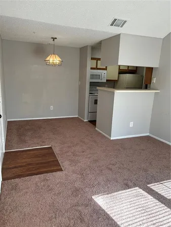 $89,900 | 241 Afton Square, Unit 304, Altamonte Springs, FL 32714
