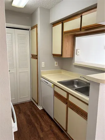 $89,900 | 241 Afton Square, Unit 304, Altamonte Springs, FL 32714