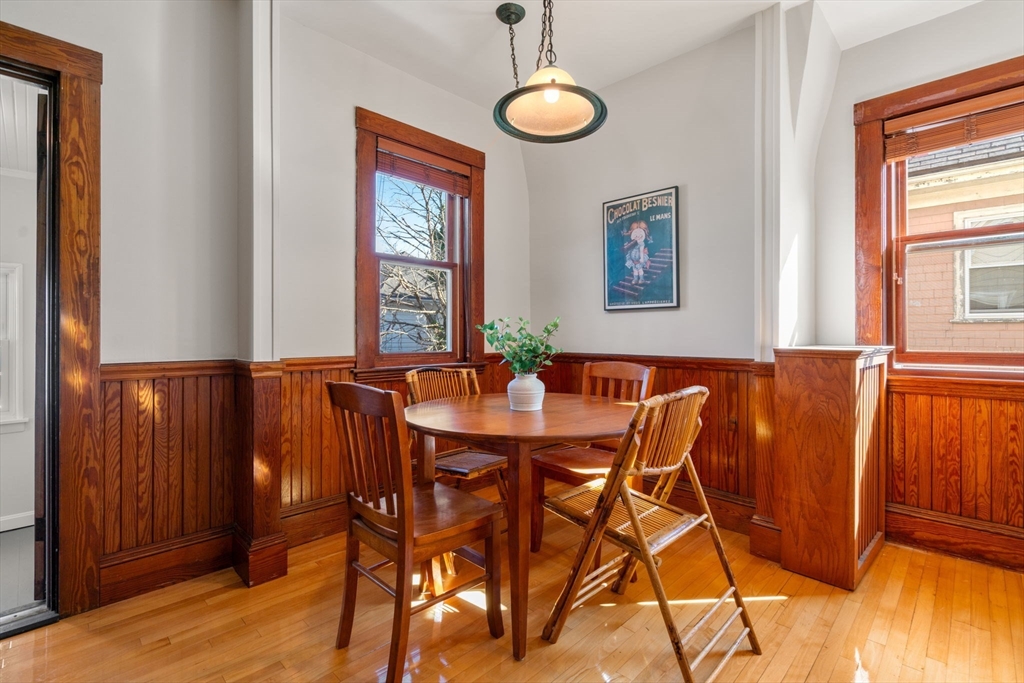 40 Commonwealth Road, Unit 2 Watertown, MA 02472 - Photo 11 of 27 Gallery Image 11