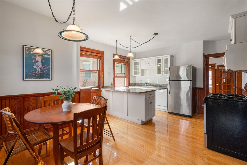40 Commonwealth Road, Unit 2 Watertown, MA 02472 - Photo 12 of 27 Gallery Image 12