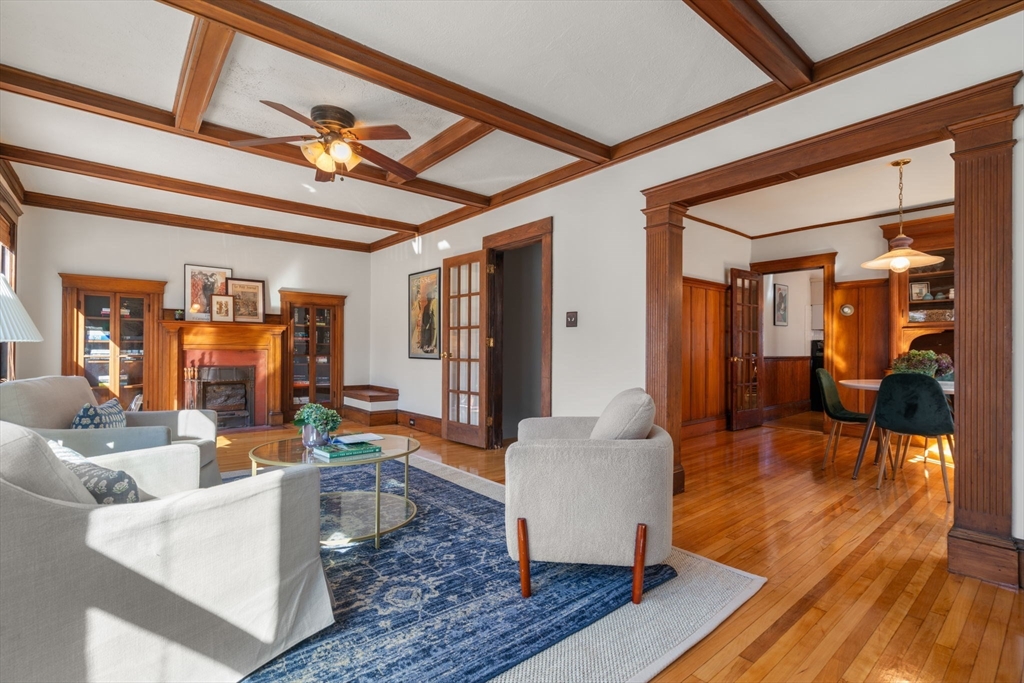 40 Commonwealth Road, Unit 2 Watertown, MA 02472 - Photo 4 of 27 Gallery Image 4