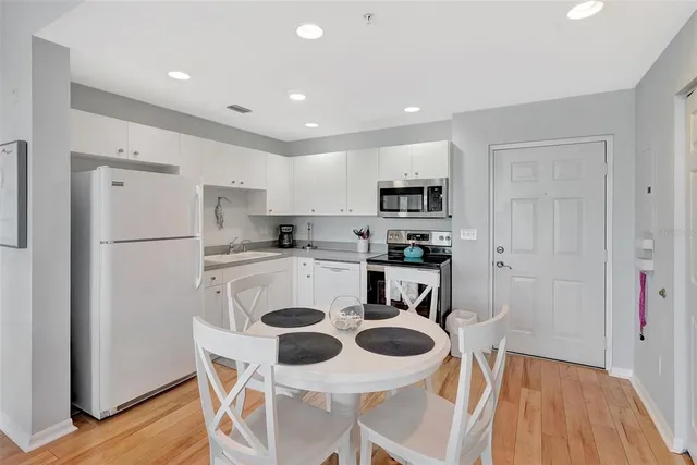 $280,000 | 2090 Matecumbe Key Road, Unit 1207, Punta Gorda, FL 33955