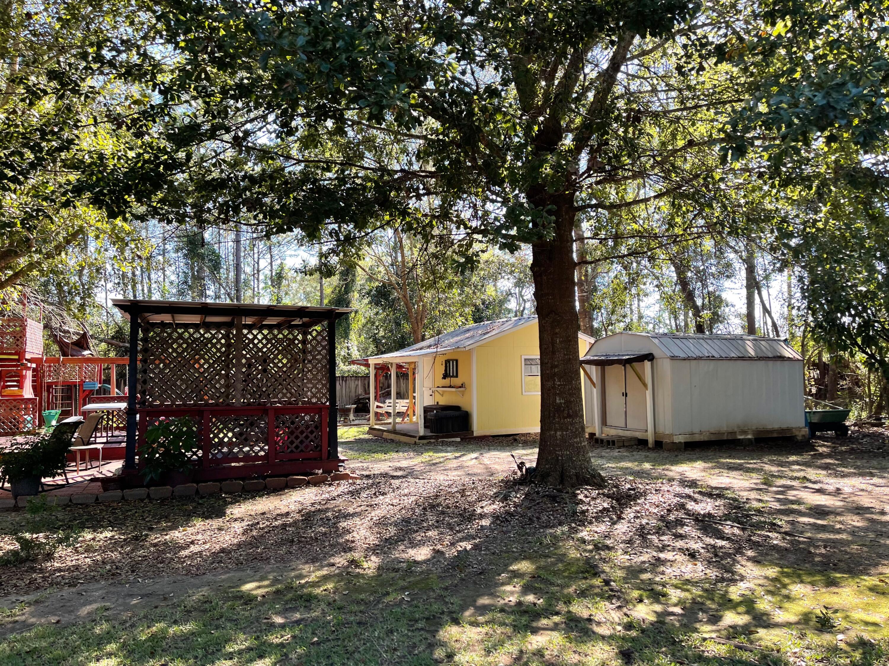 6463 Florence Road, Unit R Biloxi, MS 39532 - Photo 9 of 34 Storage/workshop