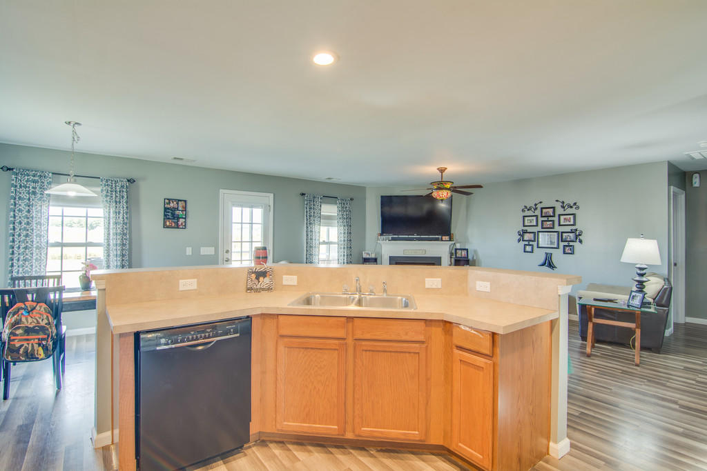 334 Deep River Road Summerville, SC 29486 - Photo 13 of 29 cs1710042-1014