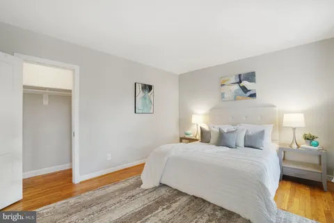 $335,000 | 1500 South Barton Street, Unit 595, Arlington, VA 22204