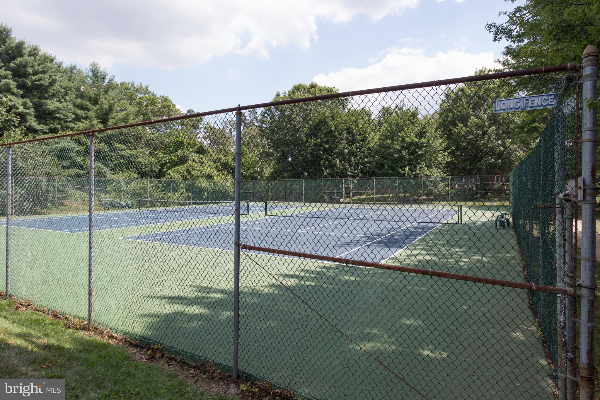 1500 South Barton Street, Unit 595 Arlington, VA 22204 - Photo 25 of 30 Community Tennis Courts