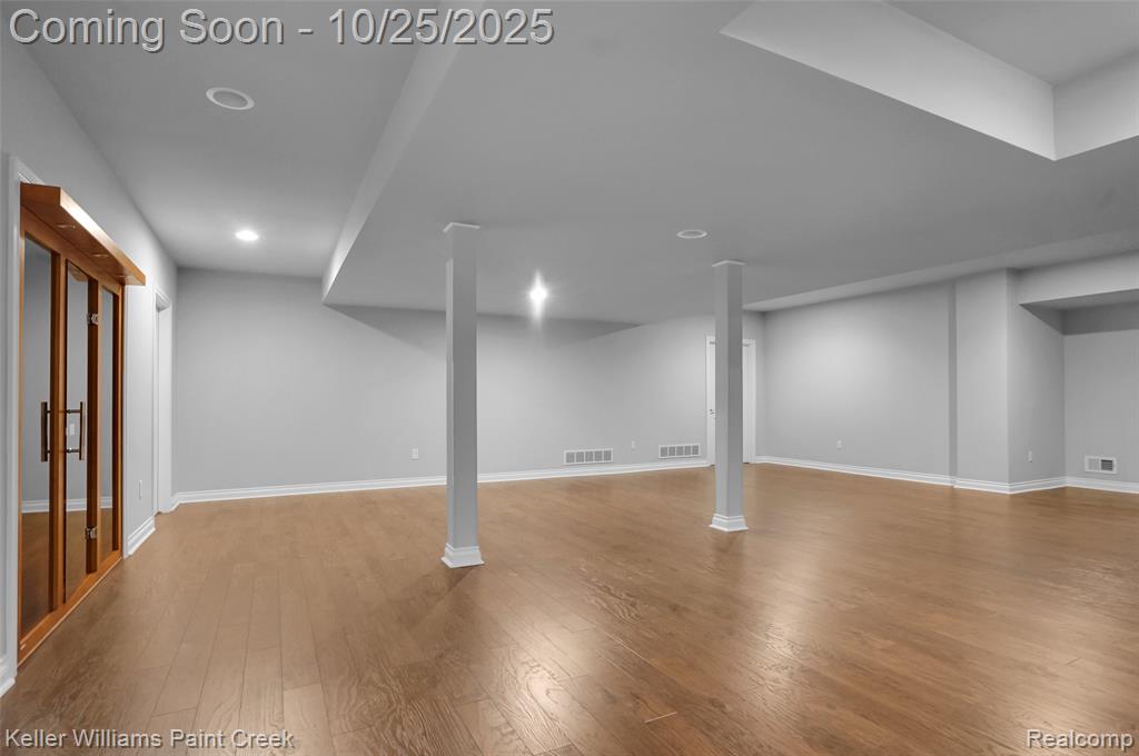 2821 South Addison Circle Rochester, MI 48306 - Photo 52 of 57 Gallery Image 52