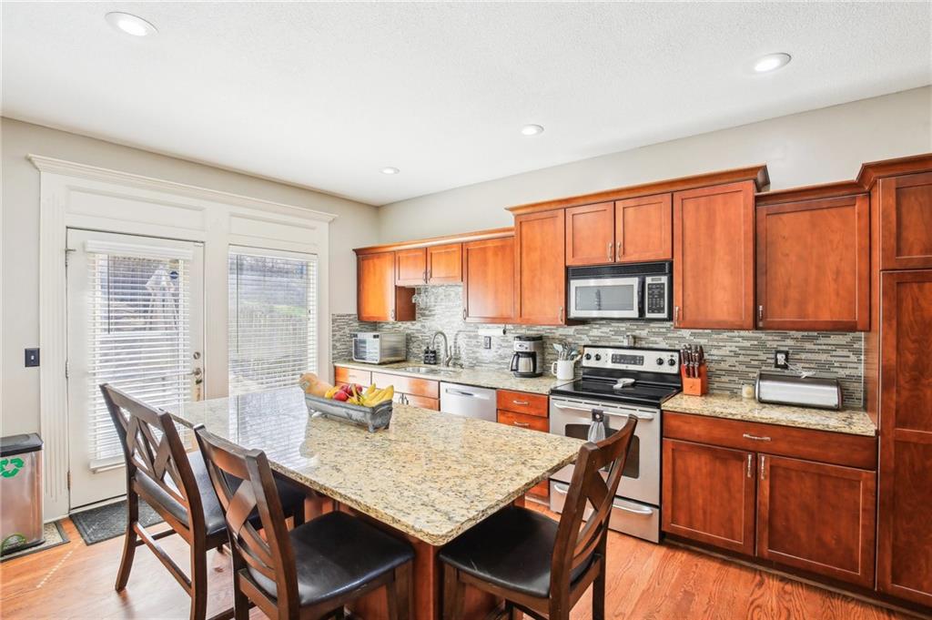 205 Double Tree Lane Smithville, MO 64089 - Photo 11 of 41