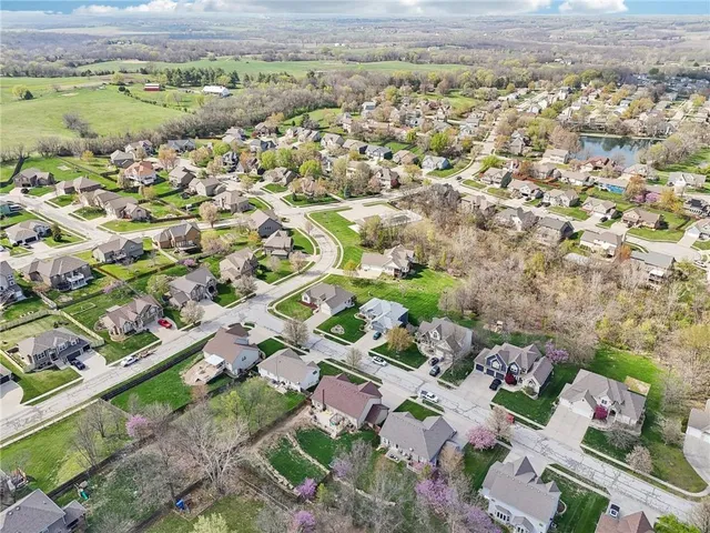 $419,900 | 205 Double Tree Lane, Smithville, MO 64089