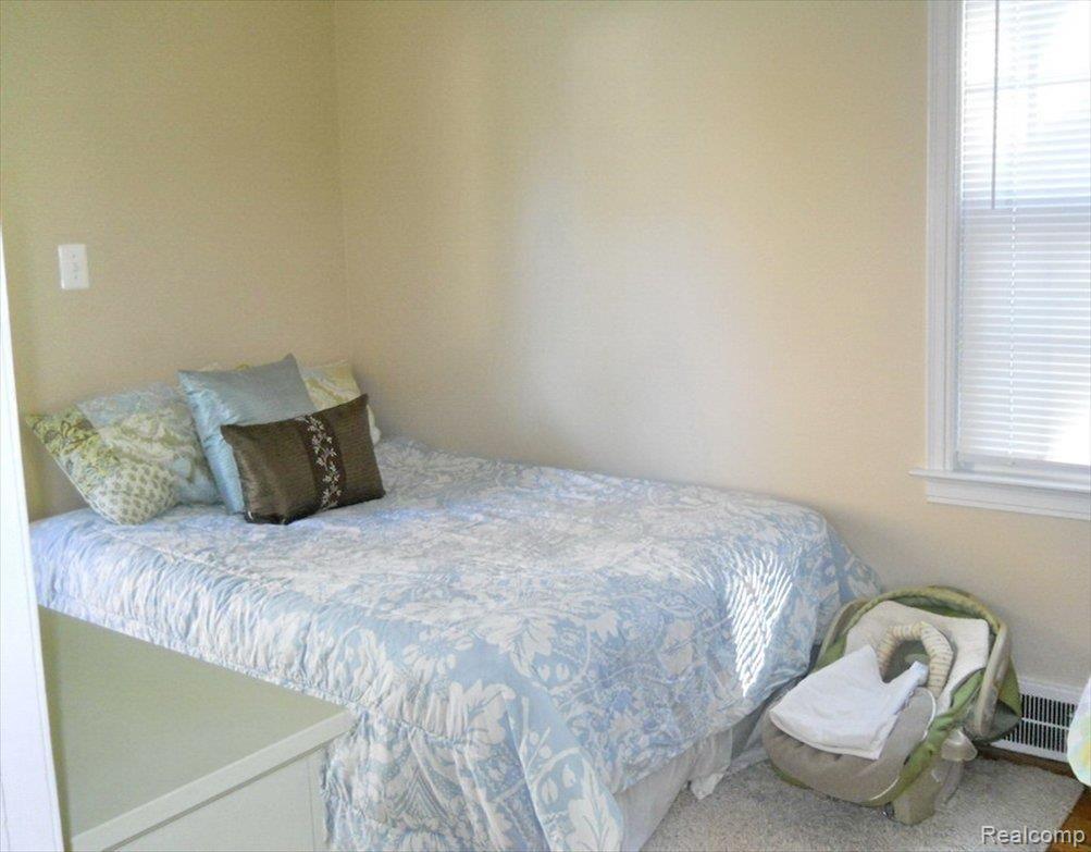 1354 Cambridge Road Berkley, MI 48072 - Photo 10 of 13 Third Bedroom
