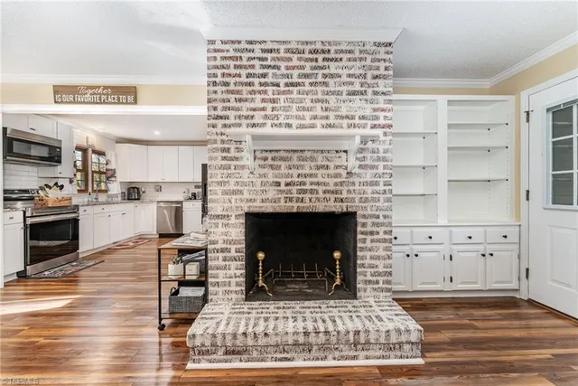 $454,900 | 6003 Muirfield Drive, Greensboro, NC 27410