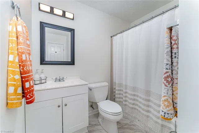 $454,900 | 6003 Muirfield Drive, Greensboro, NC 27410