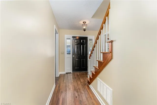 $454,900 | 6003 Muirfield Drive, Greensboro, NC 27410