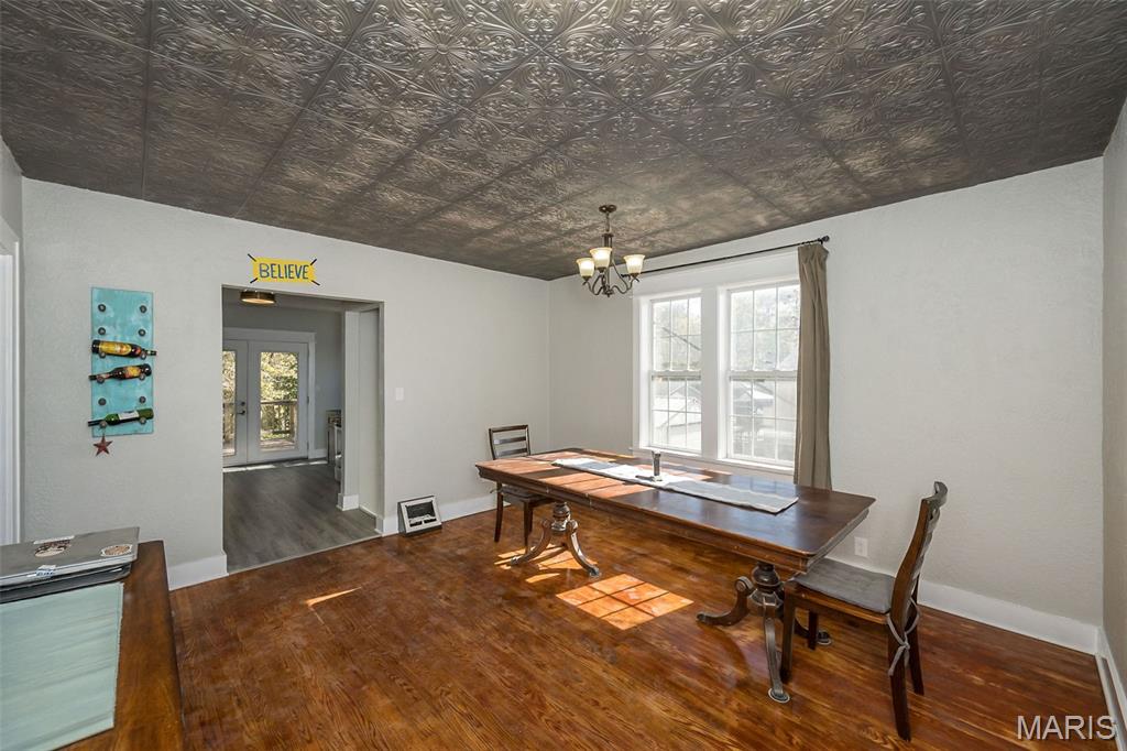 504 St Clair Road Fairview Heights, IL 62208 - Photo 9 of 52 Gallery Image 9