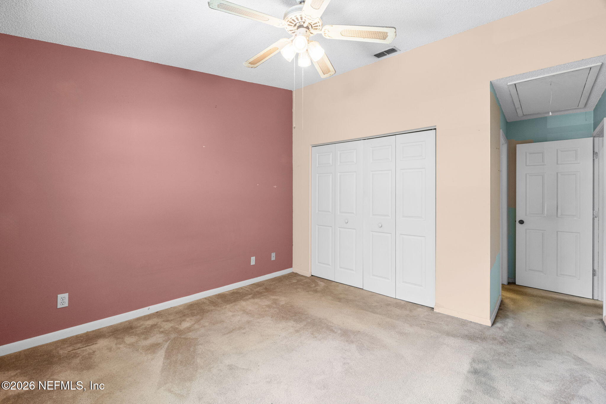 36 Navarra Court St. Augustine, FL 32086 - Photo 27 of 42 an empty room with a fan and a fan