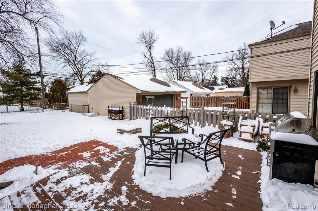 1242 Hampton Road Grosse Pointe, MI 48236 - Photo 40 of 50 1242 Hampton Small043.jpg