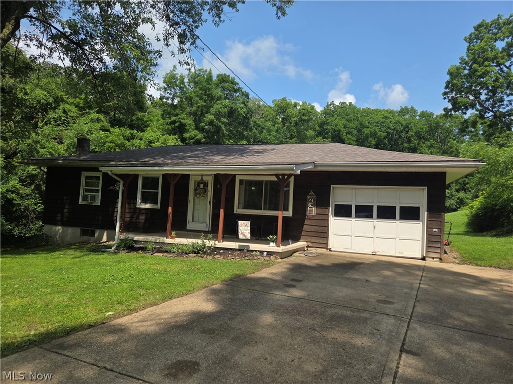 3036 Meadow Road Cambridge, OH 43725 - Photo 2 of 29