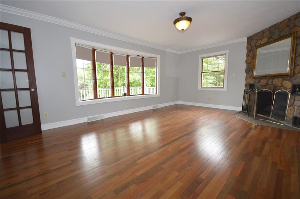 104 Beechnut Road McDonald, PA 15057 - Photo 4 of 25 Gallery Image 4