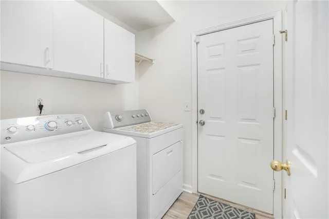 $2,400 | 812 Pinder Point Court, Lawrenceville, GA 30043