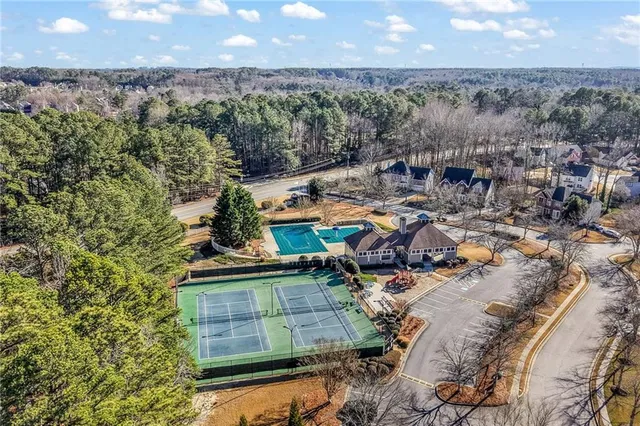 $2,400 | 812 Pinder Point Court, Lawrenceville, GA 30043