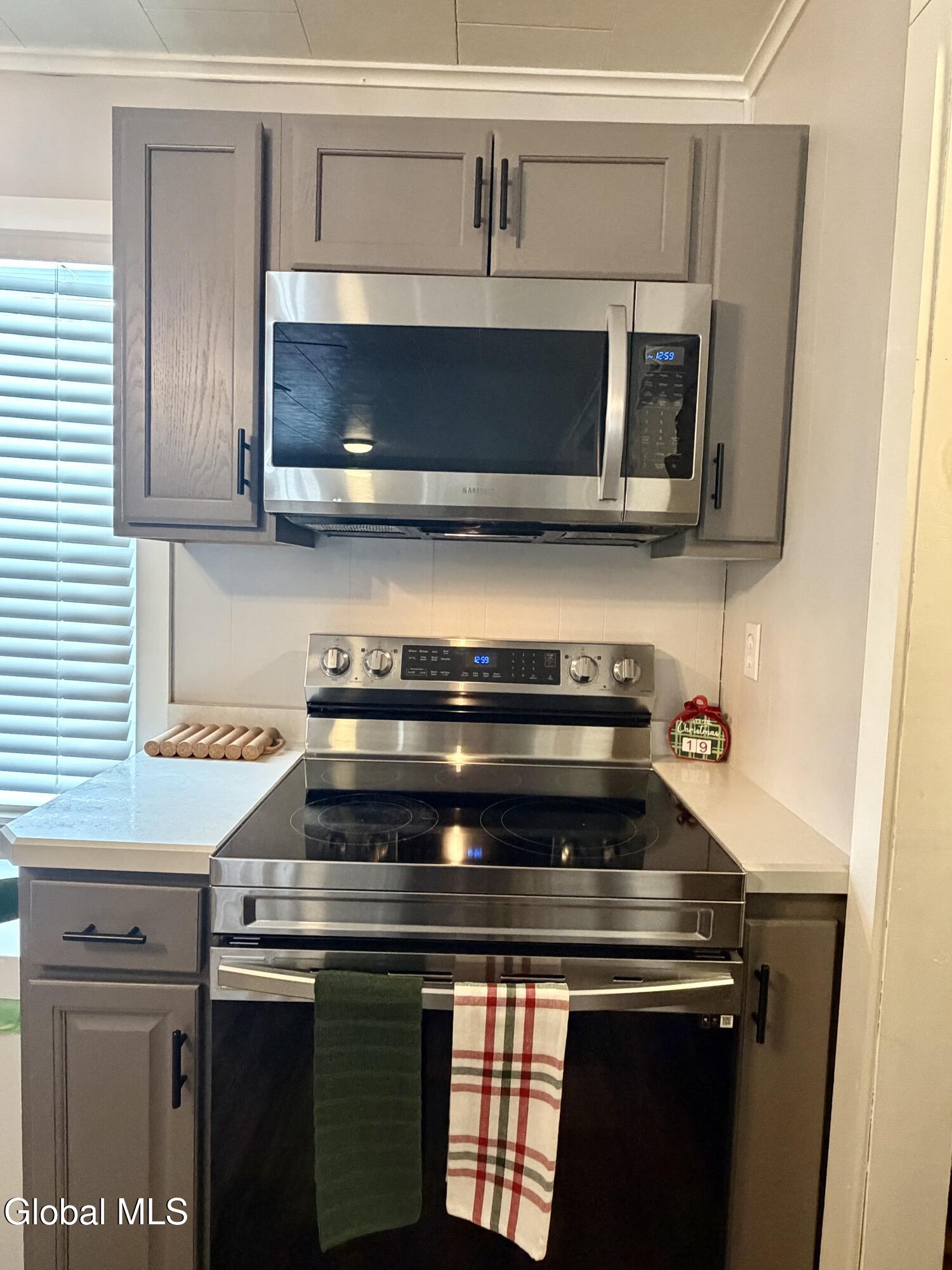 52 Division Street Queensbury, NY 12804 - Photo 4 of 45 IMG_3387