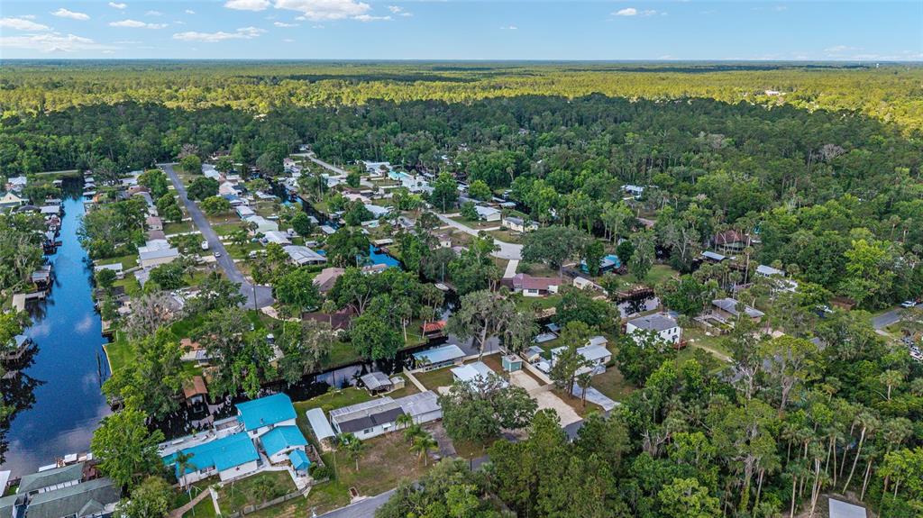 24628 Fox Road Astor, FL 32102 - Photo 11 of 96