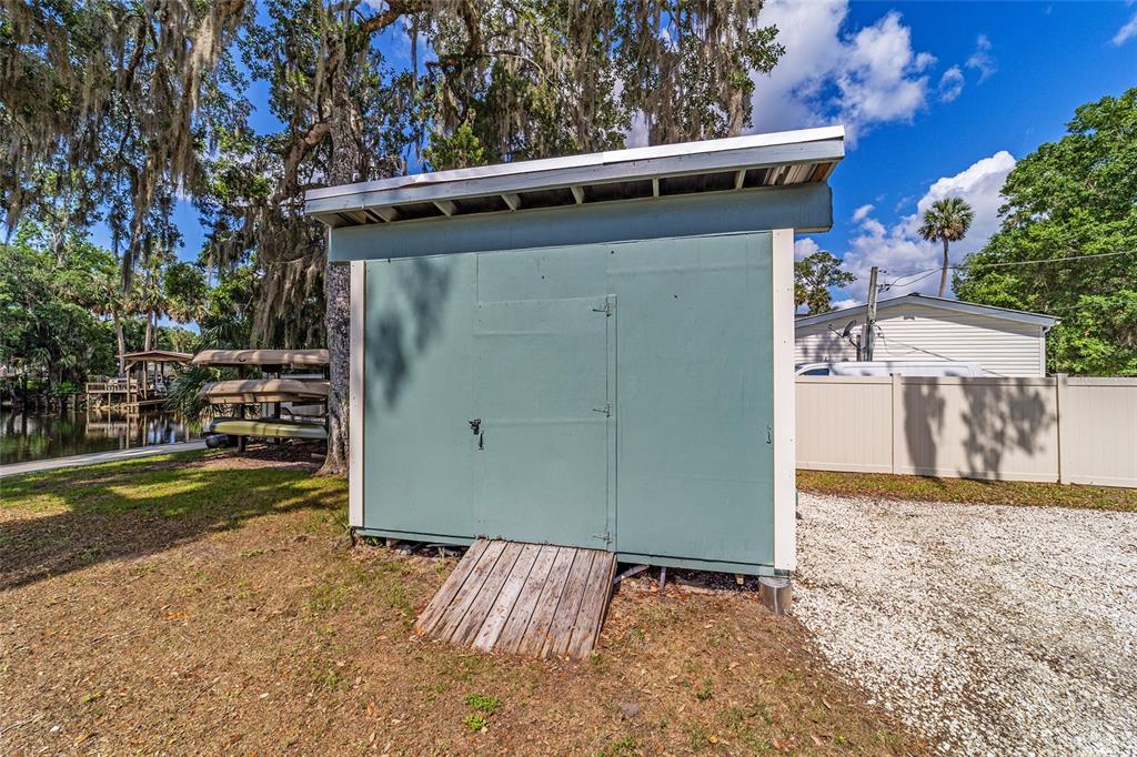 24628 Fox Road Astor, FL 32102 - Photo 35 of 96