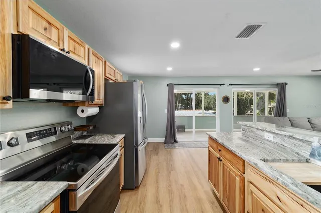 $599,900 | 24628 Fox Road, Astor, FL 32102