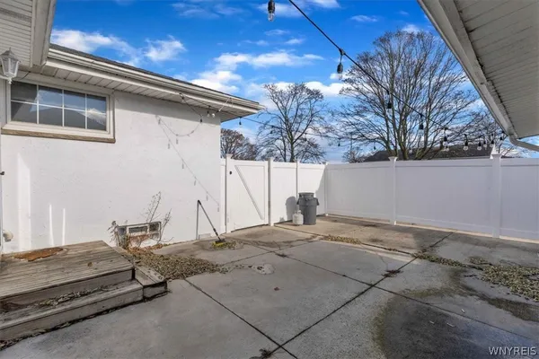 $1,850 | 2965 Jerauld Avenue, Niagara Falls, NY 14305