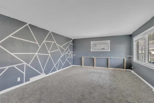 $1,850 | 2965 Jerauld Avenue, Niagara Falls, NY 14305