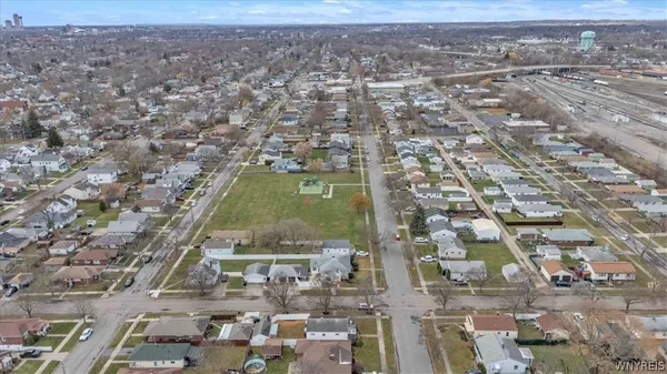 $1,850 | 2965 Jerauld Avenue, Niagara Falls, NY 14305