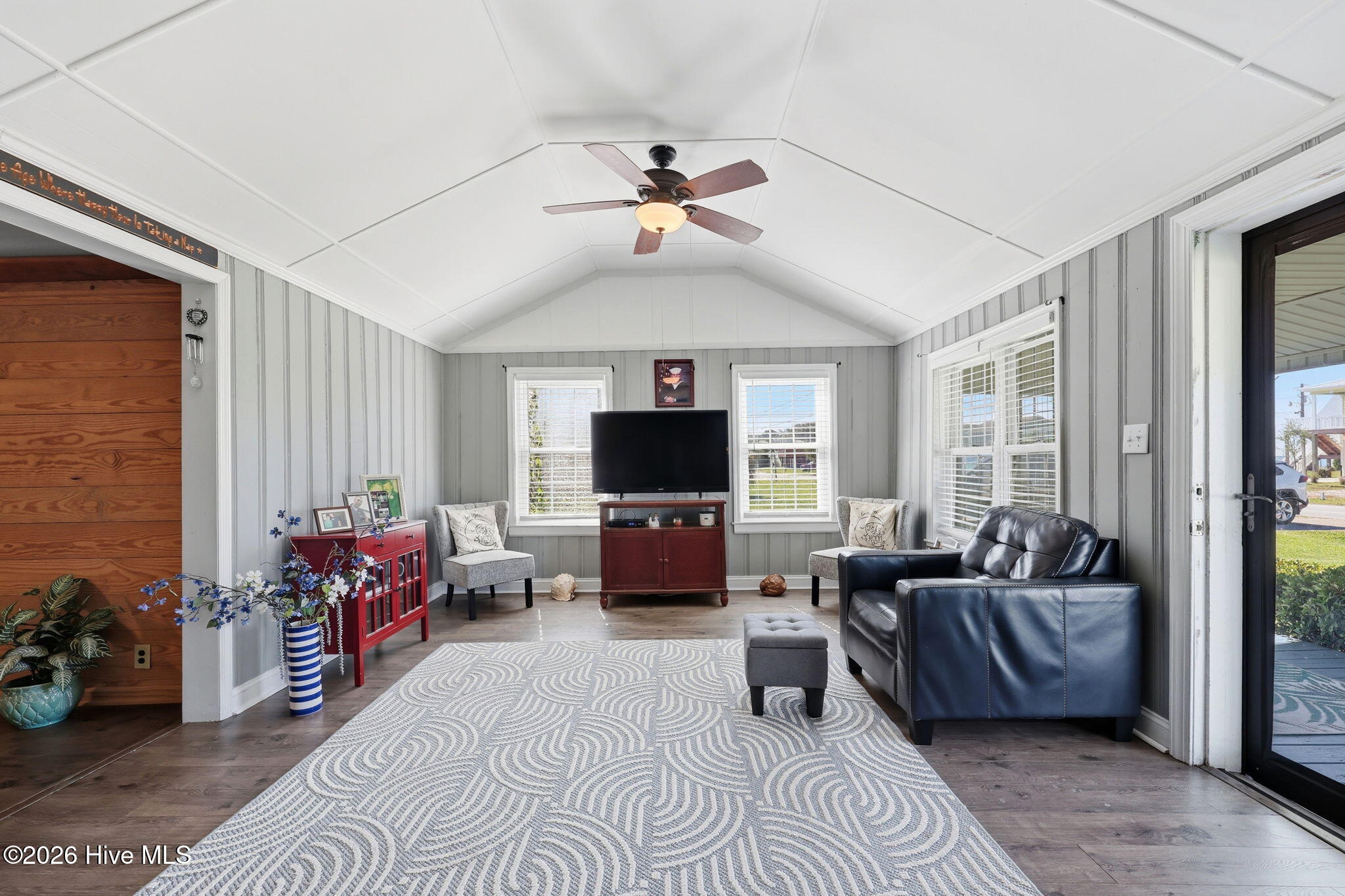 899 Island Road Harkers Island, NC 28531 - Photo 15 of 51