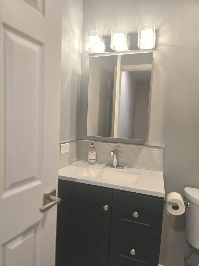 360 Inverrary Lane Deerfield, IL 60015 - Photo 11 of 19