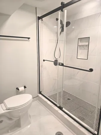 $2,600 | 360 Inverrary Lane, Deerfield, IL 60015