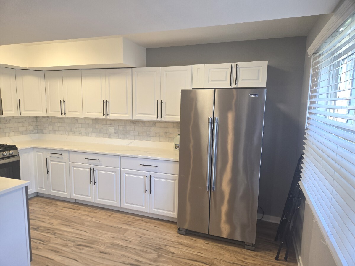 360 Inverrary Lane Deerfield, IL 60015 - Photo 4 of 19