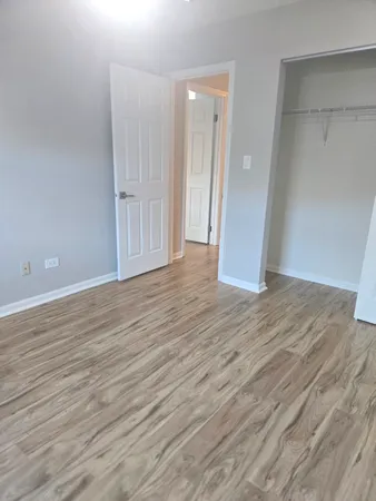 $2,600 | 360 Inverrary Lane, Deerfield, IL 60015