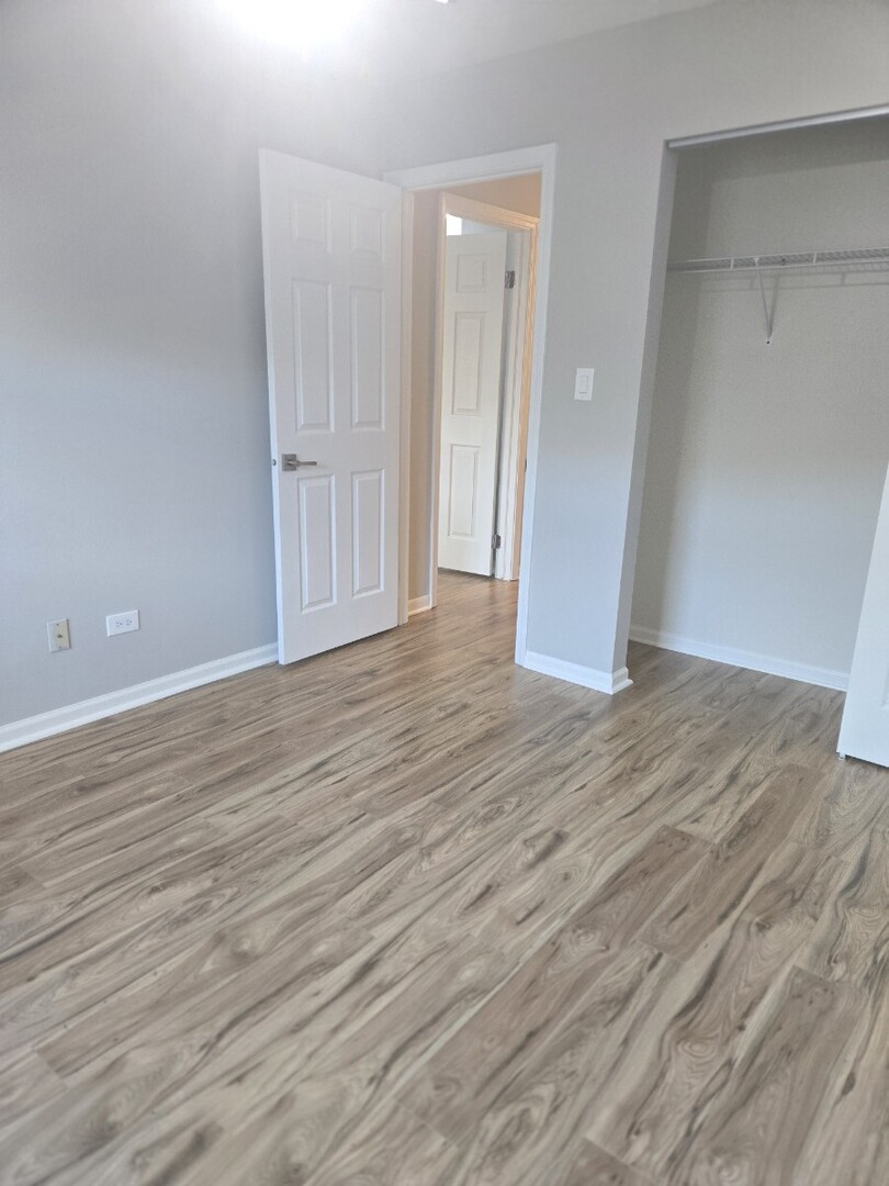 360 Inverrary Lane Deerfield, IL 60015 - Photo 8 of 19