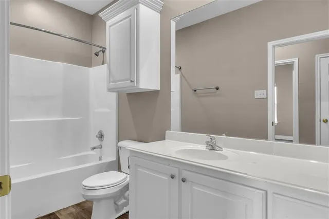 $249,500 | 1107 Brown Lane, Lake Charles, LA 70605