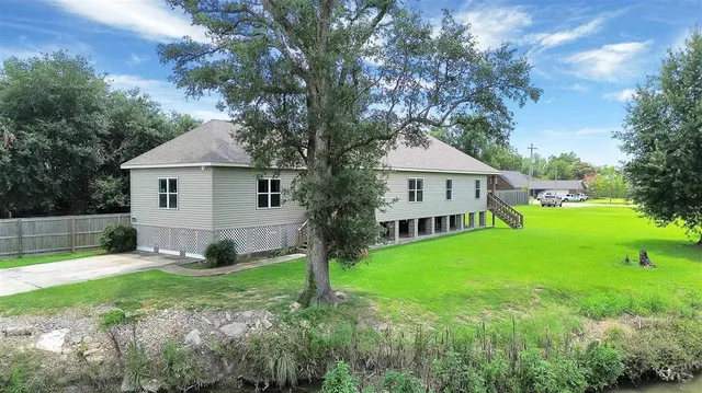 $249,500 | 1107 Brown Lane, Lake Charles, LA 70605