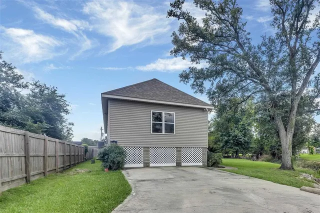 $249,500 | 1107 Brown Lane, Lake Charles, LA 70605