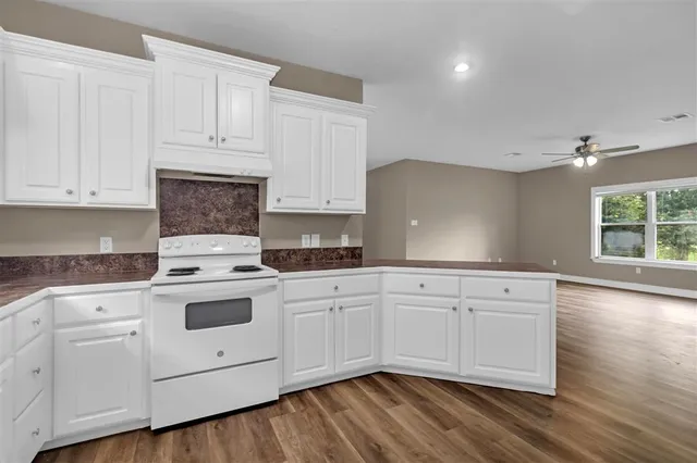 $249,500 | 1107 Brown Lane, Lake Charles, LA 70605