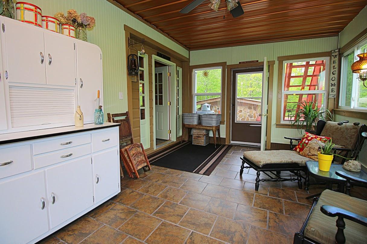 2185 Loops Road Rainelle, WV 25962 - Photo 7 of 109 300 dpi57