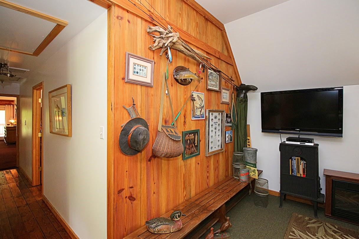 2185 Loops Road Rainelle, WV 25962 - Photo 88 of 109 300 dpi65