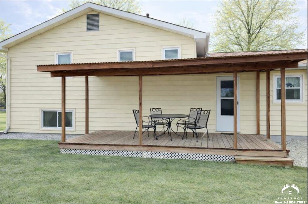 1310 North 968th Road Lawrence, KS 66046 - Photo 11 of 16