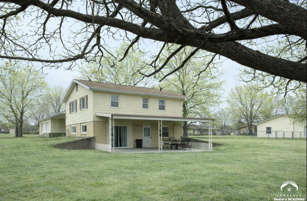 1310 North 968th Road Lawrence, KS 66046 - Photo 15 of 16