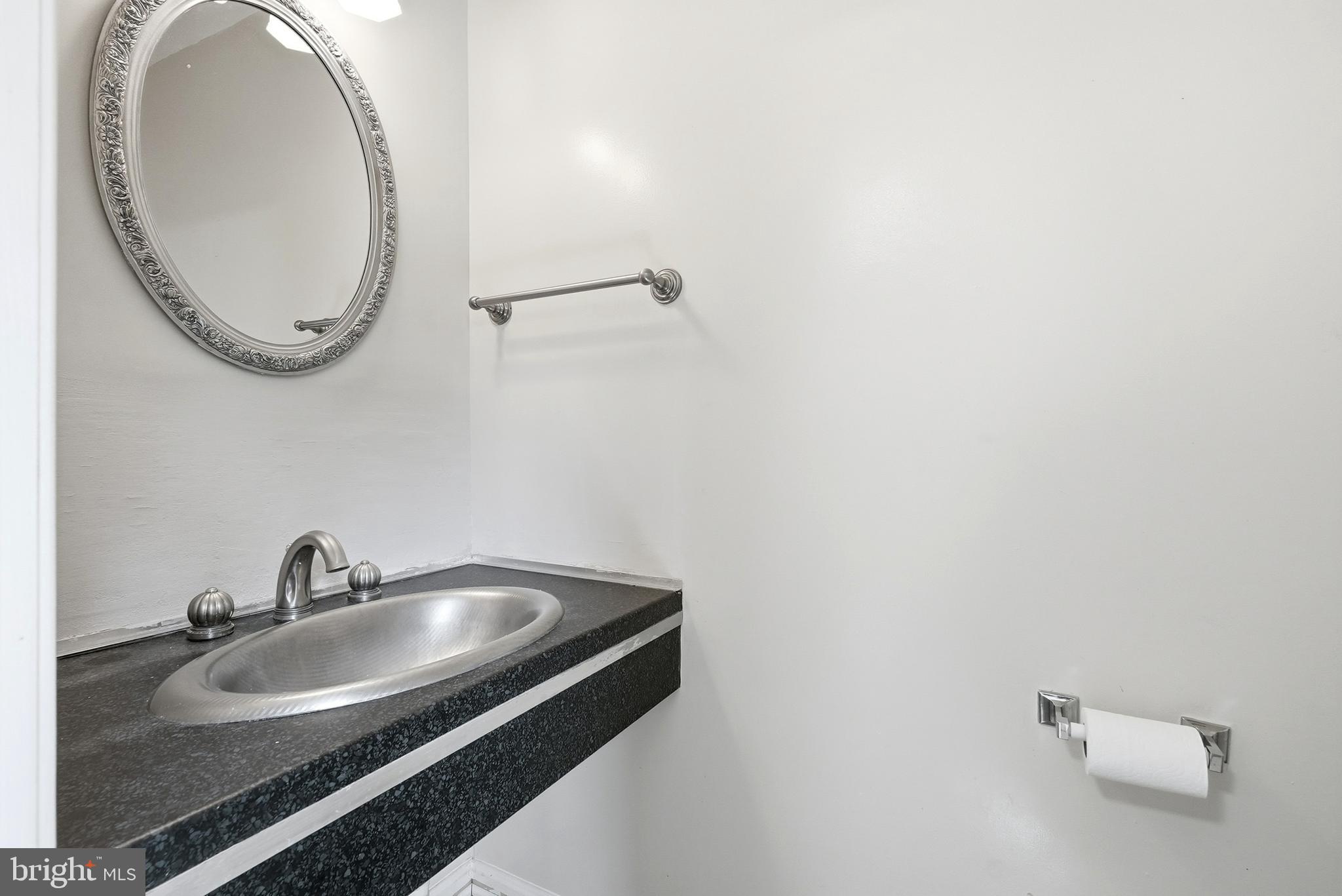 8031 Sleepy View Lane Springfield, VA 22153 - Photo 13 of 45 Bathroom