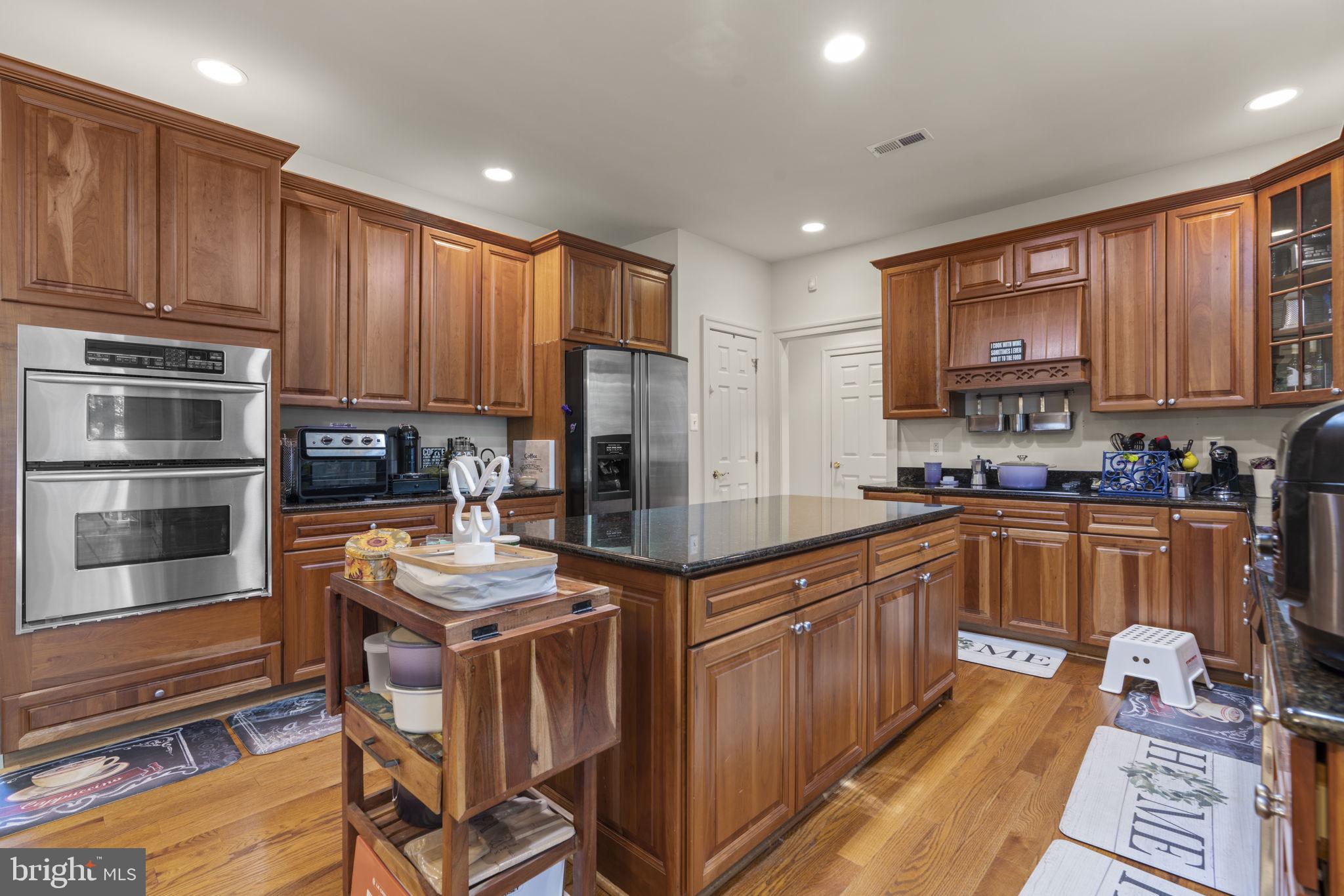 11490 Homewood Road Ellicott City, MD 21042 - Photo 9 of 59 Gallery Image 9